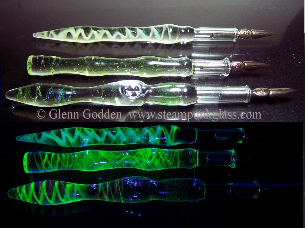 Uranium glass dip pen, handmade lampwork